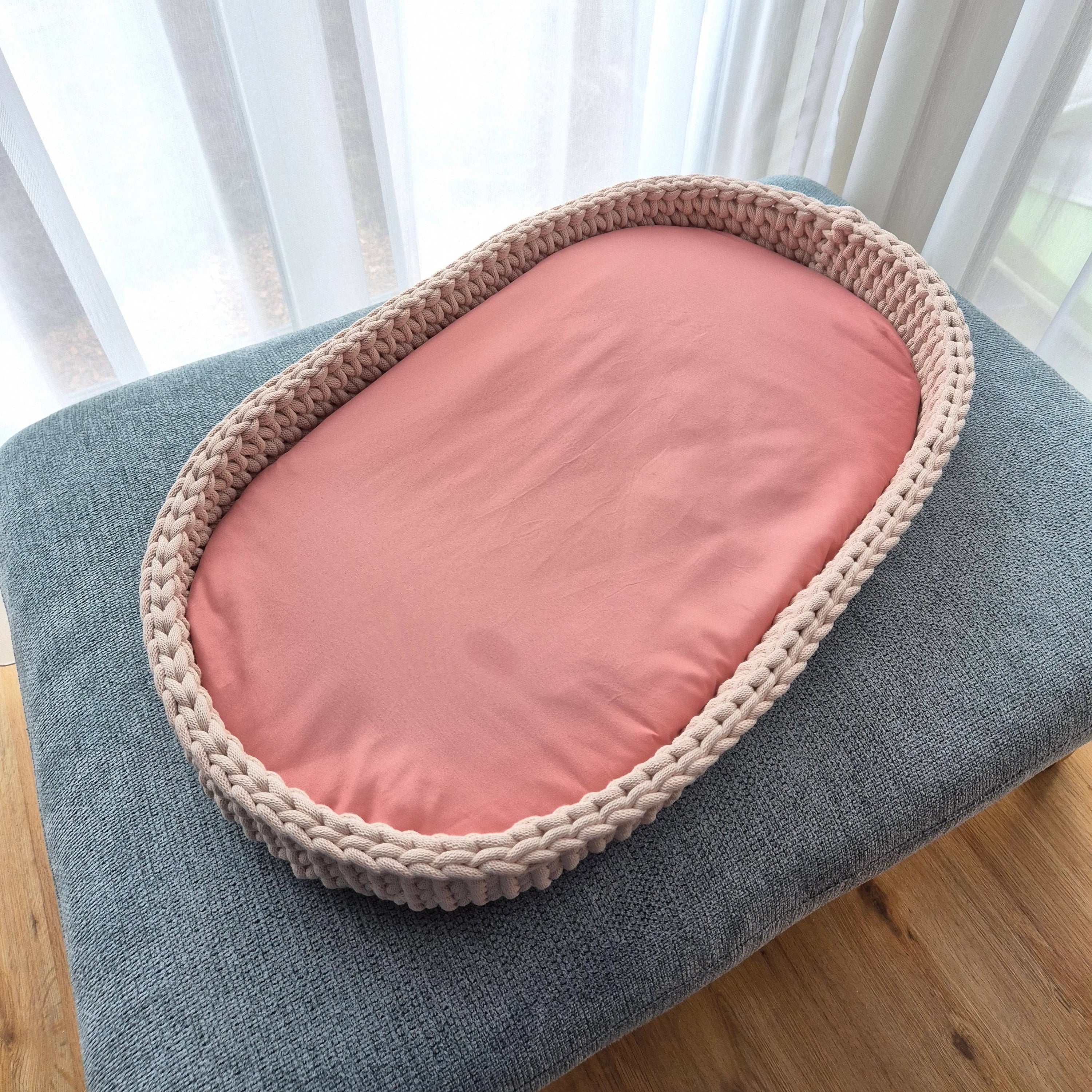 Personalisierter Wickelkorb (75cm x 40cm x 13cm)