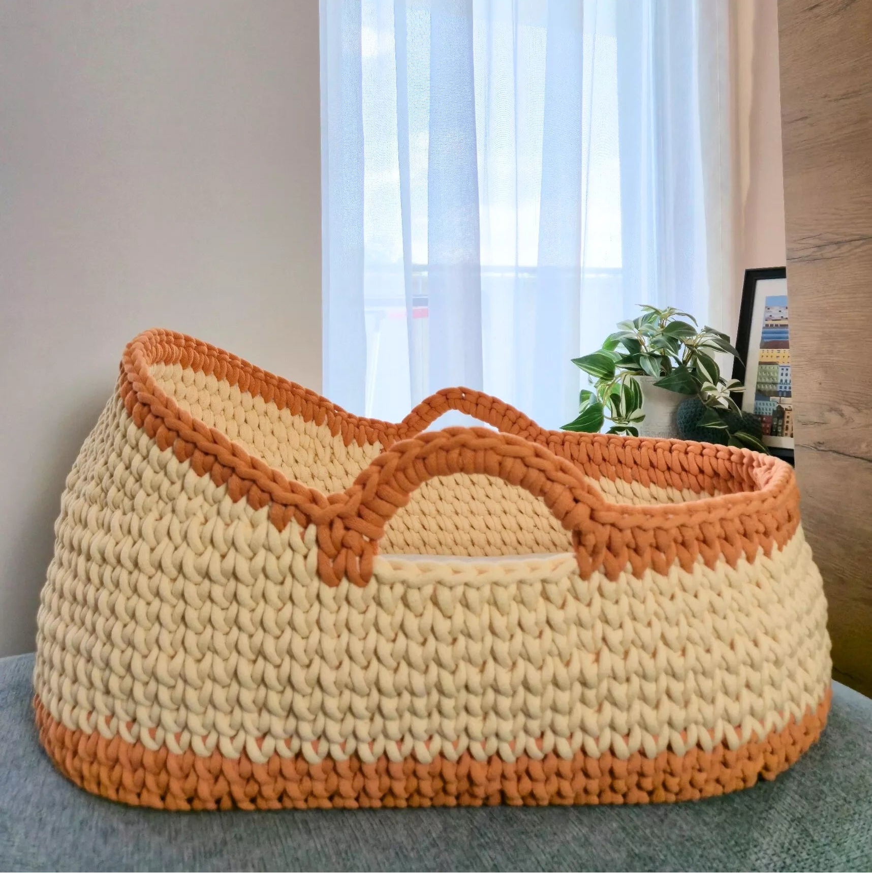 Personalisierter Moseskorb mit Verdeck (75cm x 40cm x 41cm)